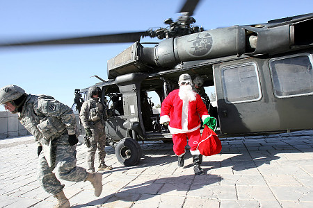 Santa unasses the helo Santa unasses the helo